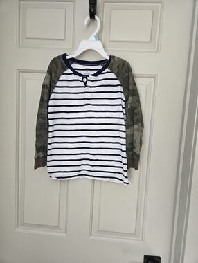 *Free Carters Boys Tshirt